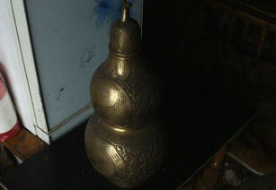 禹州市新創銅制工藝品銷售部 專業工藝品供應商，兼營道路清掃車批發業務